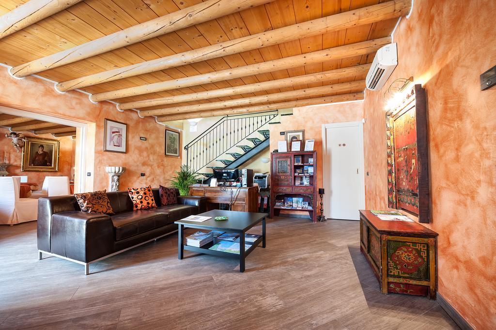 Villa Pace Pozzolengo Exteriér fotografie